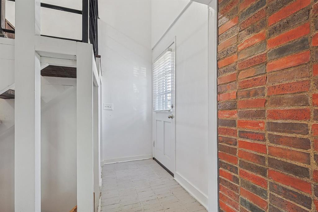 Cole Park Condo - Residential