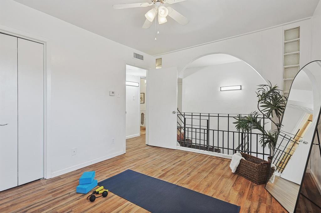 Cole Park Condo - Residential