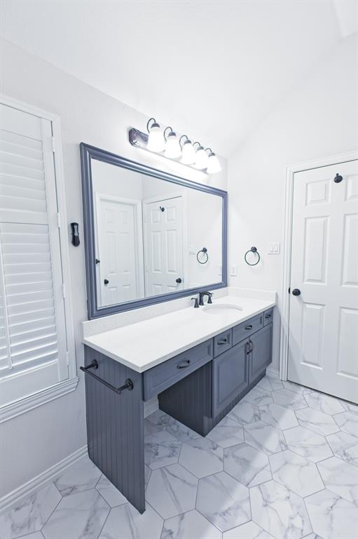 Addison, Texas 75001, United States, 2 Bedrooms Bedrooms, ,3 BathroomsBathrooms,Residential,Active,174538