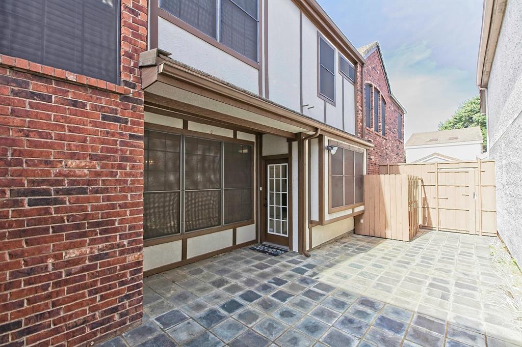 Addison, Texas 75001, United States, 2 Bedrooms Bedrooms, ,3 BathroomsBathrooms,Residential,Active,174538