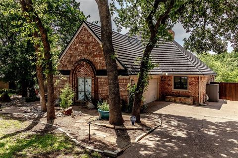 2310 Castle Rock Road Arlington TX 76006