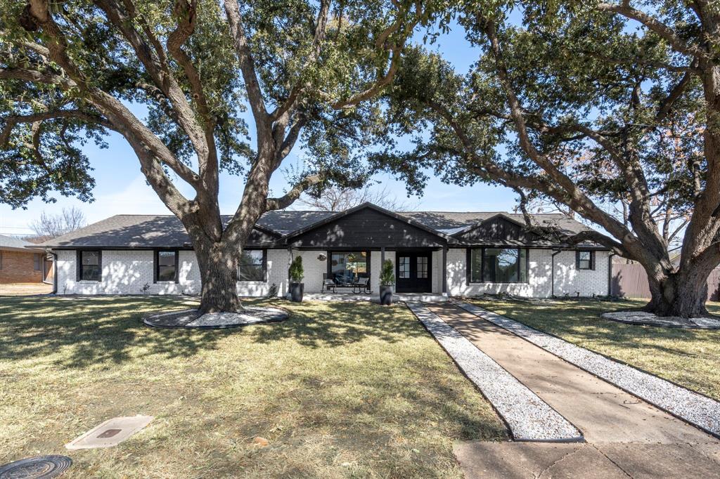 3851 Goodfellow Drive