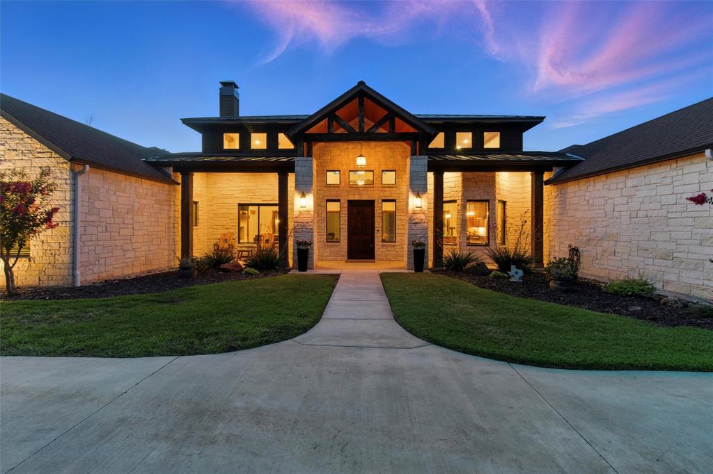 700 Silver Spur Court
