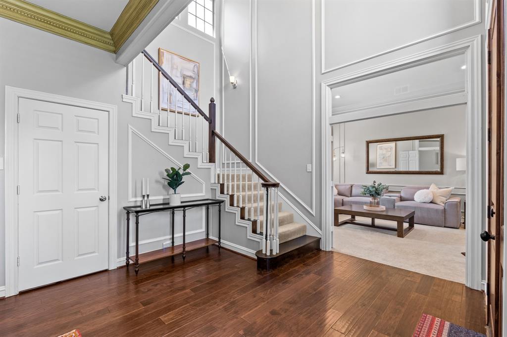 1621 Glen Springs Drive