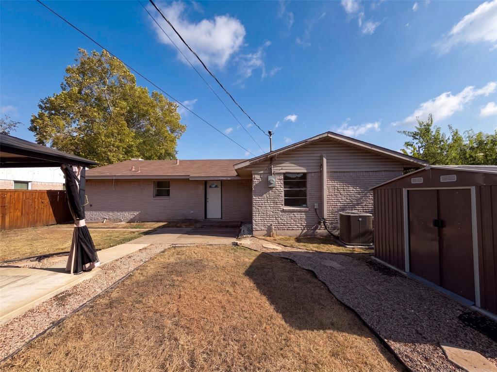 8540 Foxwood Lane