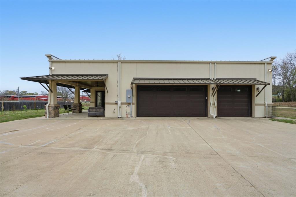 LOLA REESE - Residential