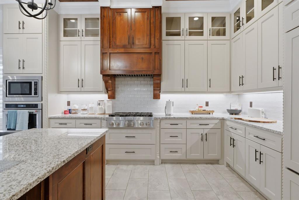 LOLA REESE - Residential