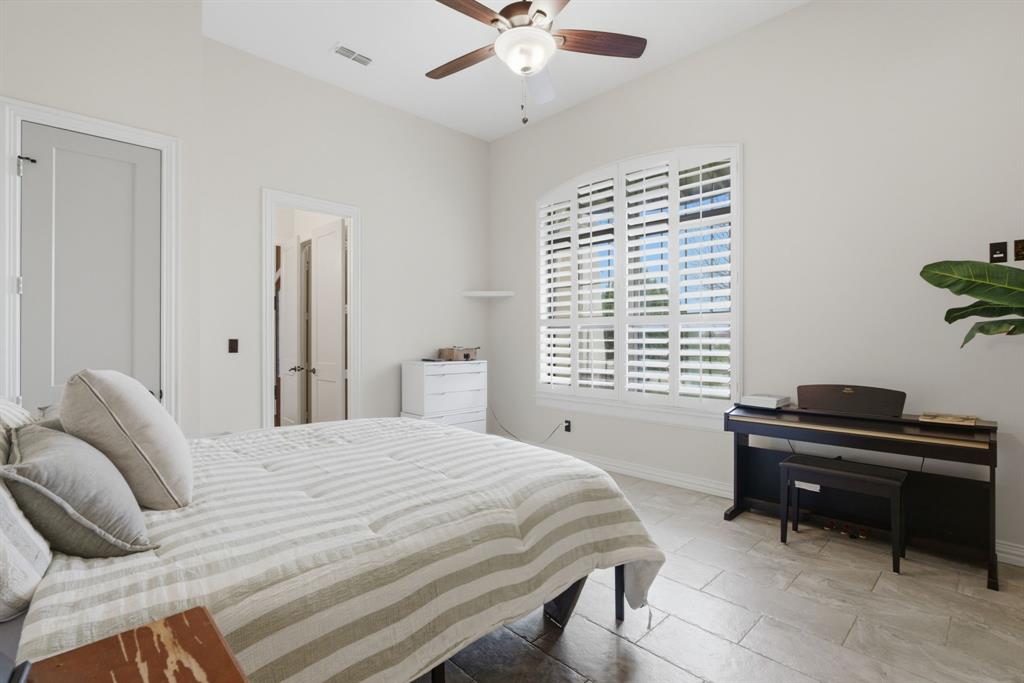 LOLA REESE - Residential