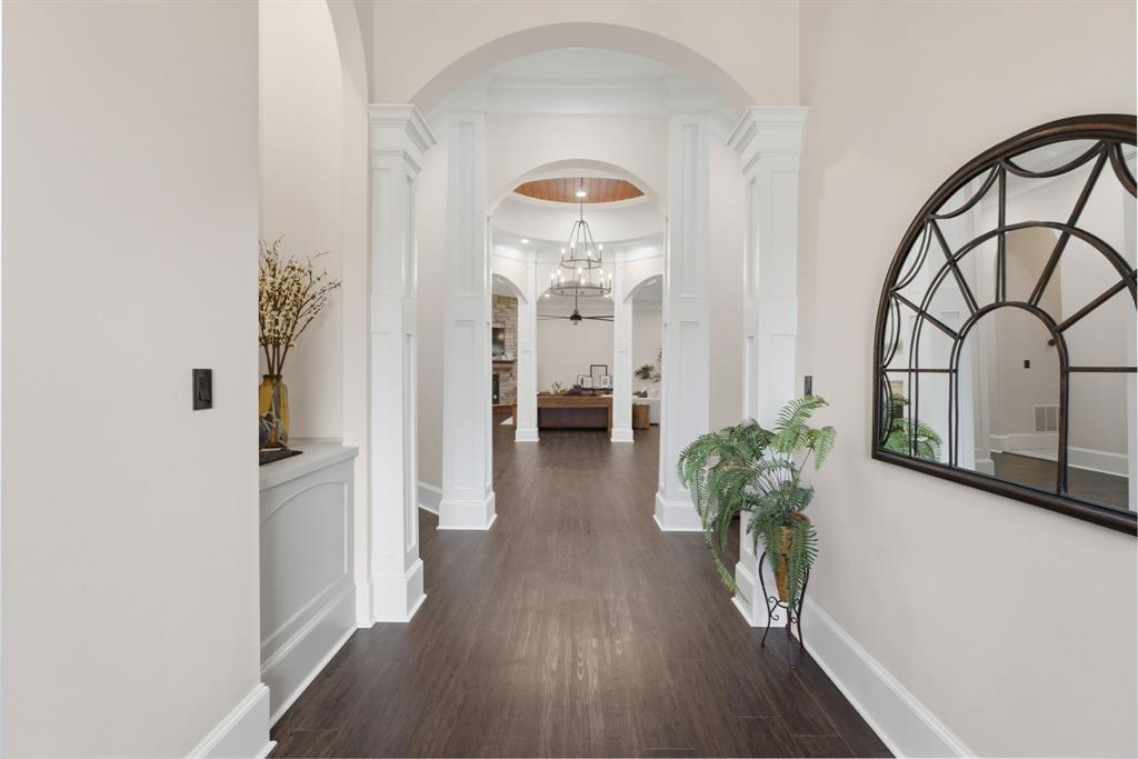 LOLA REESE - Residential