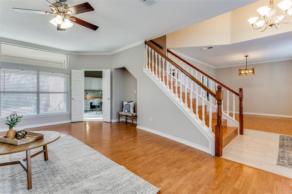 1922 Hidden Trail Drive