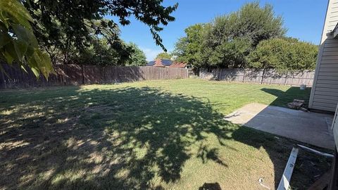 Tiny photo for 111 Iberis Court, Arlington, TX 76018 (MLS # 21340718)