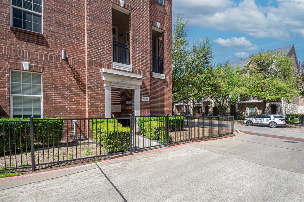 5036 Calloway Drive 84