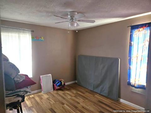 Tiny photo for 12106 Brisbane Avenue, Farmers Branch, TX 75234 (MLS # 21201020)