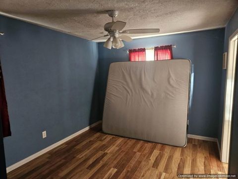 Tiny photo for 12106 Brisbane Avenue, Farmers Branch, TX 75234 (MLS # 21201020)