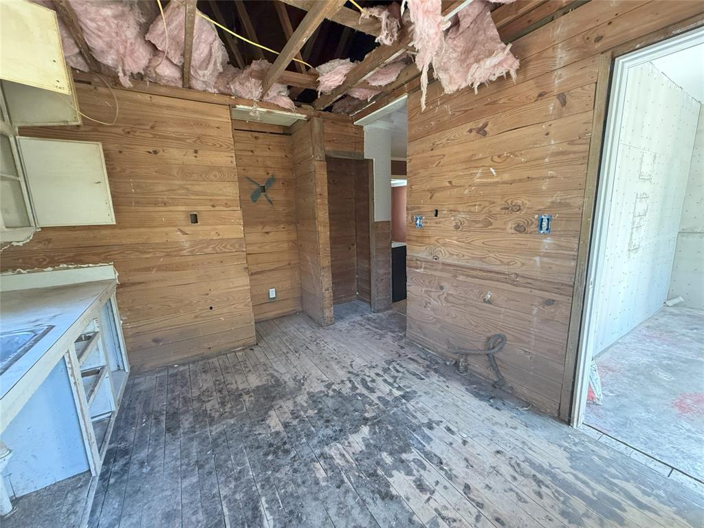 Sloan 01 - Residential