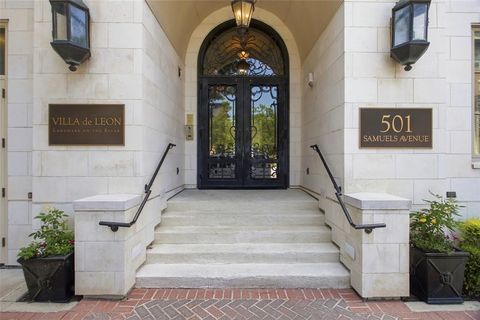Photo of 501 Samuels Avenue #230, Fort Worth, TX 76102 (MLS # 21305509)