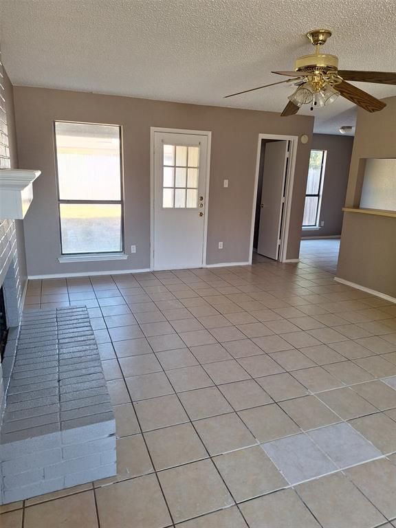 4525 Compass Court