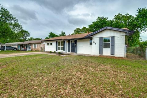 424 Stonewall Drive Euless TX 76039