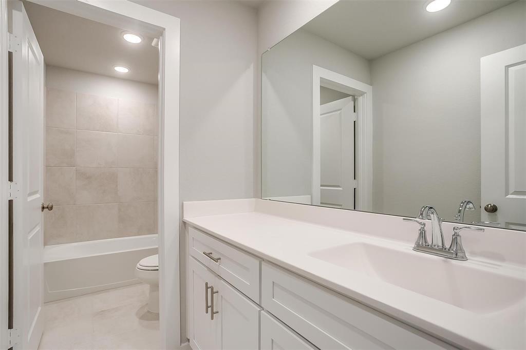 Hogans Cottages - Residential Lease