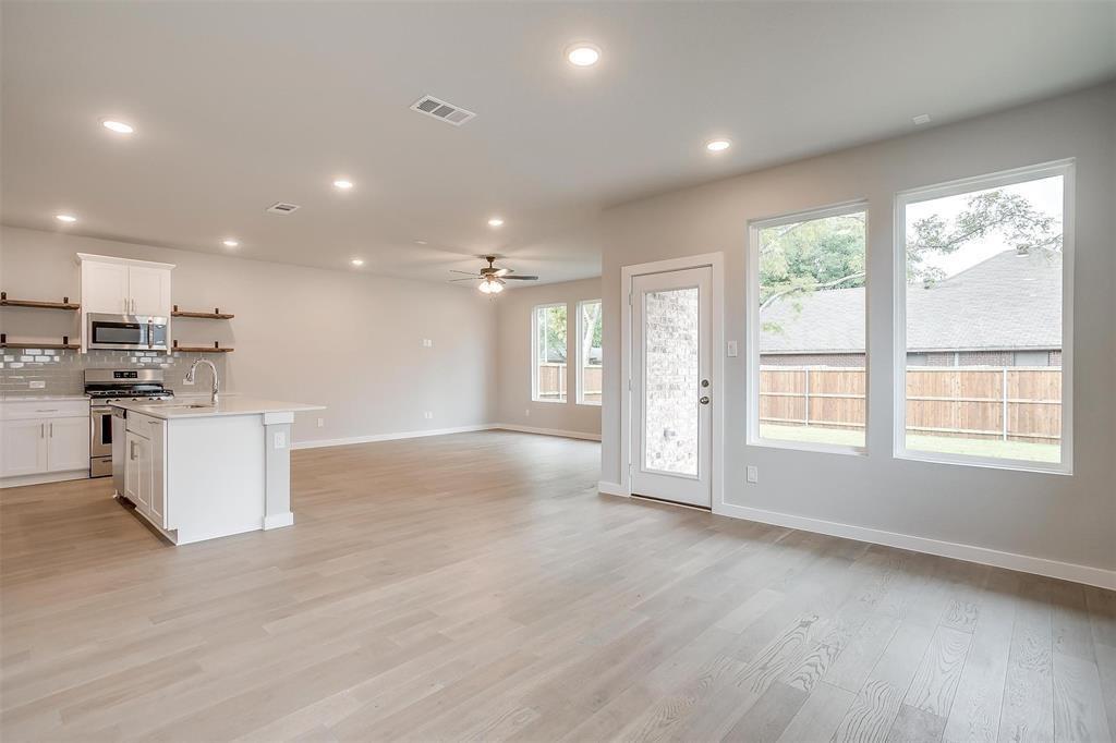 Hogans Cottages - Residential Lease