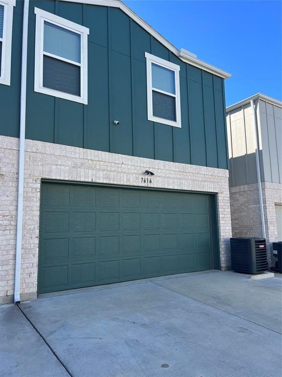 Urban Trail Add - Residential Lease