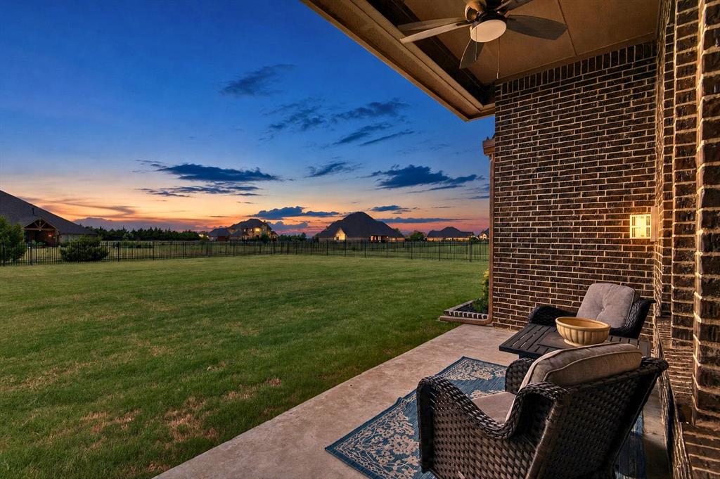 415 Silver Spur Trail