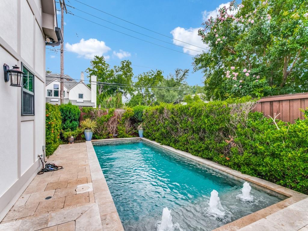 Highland Park High School - Residential