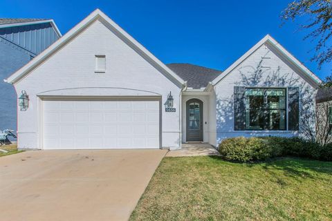 9856 Chaparral Pass Fort Worth TX 76126