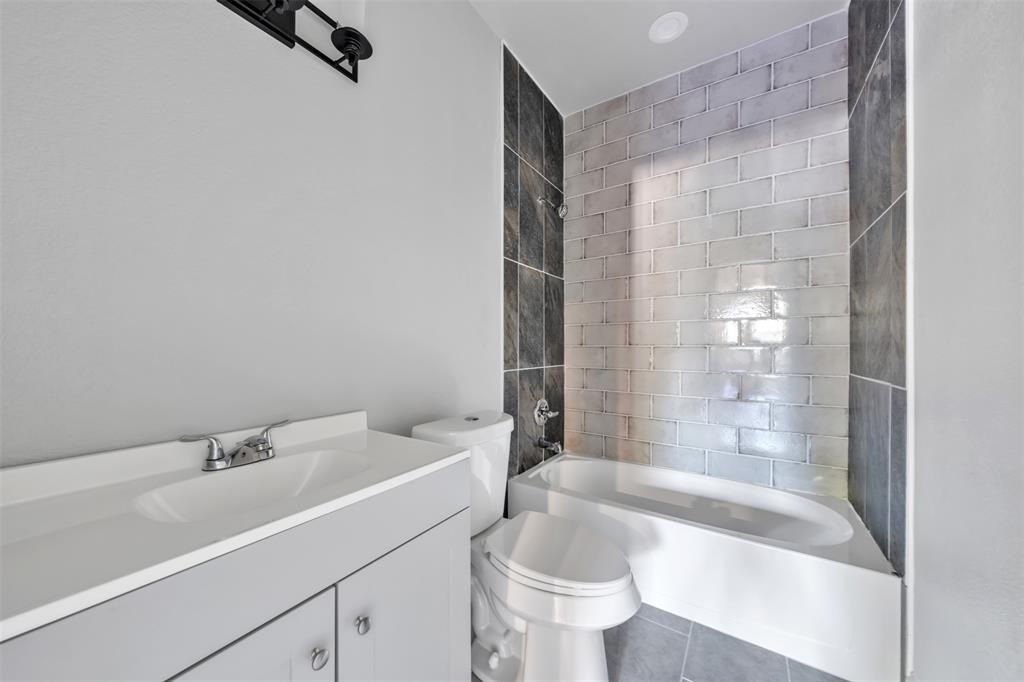 MEADOW PARK - Residential