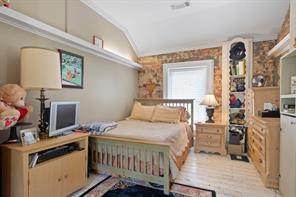 Mulligan Addition - Commercial Sale