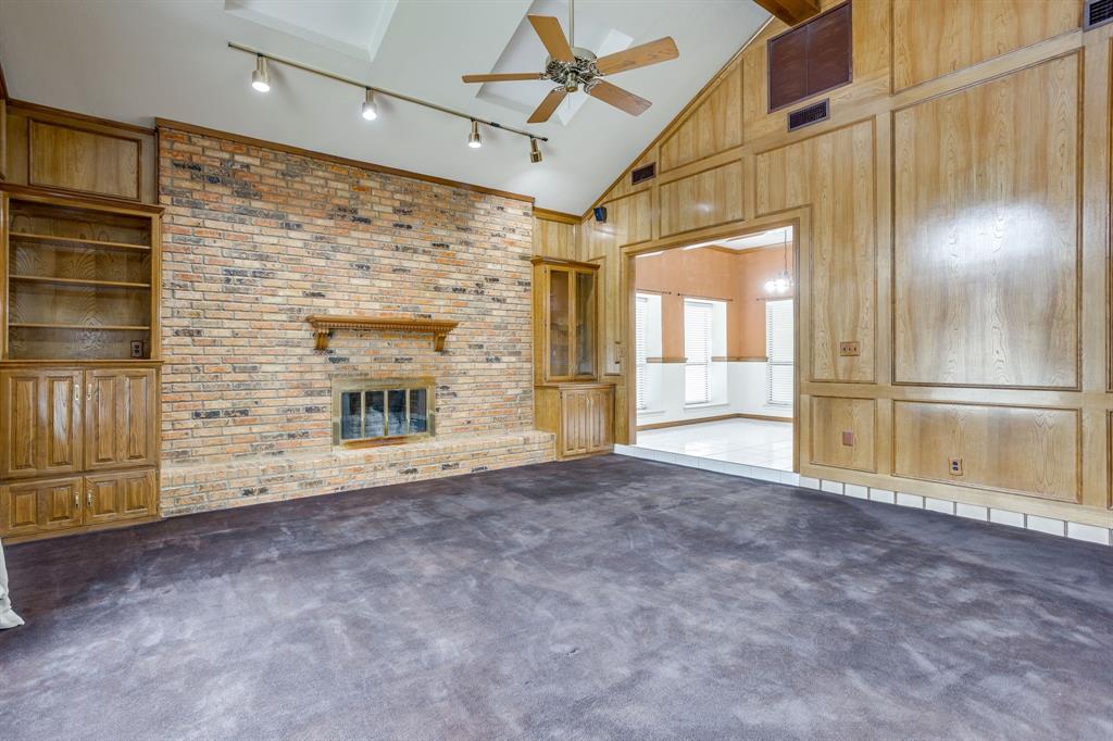 2317 Willow Oak Drive