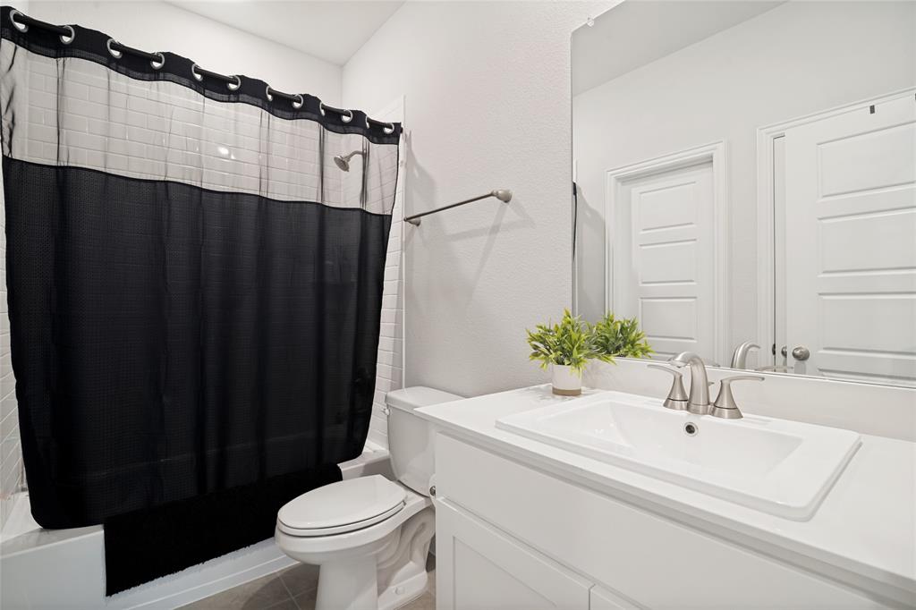 Bayside West Ph II - Residential