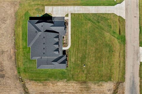 Tiny photo for 2001 Veal Circle, Springtown, TX 76085 (MLS # 21210132)