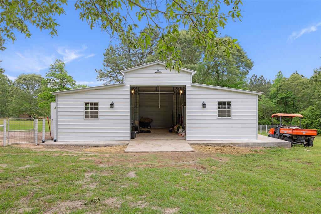 2092 Fm 1486 Road