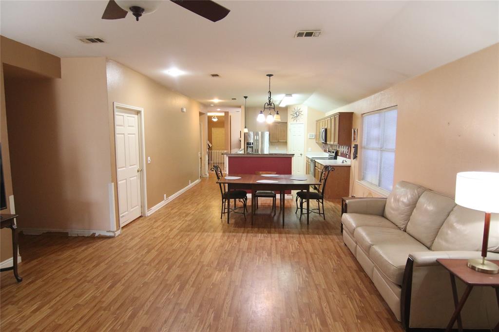 The Vintage Ph One B Two A - Residential