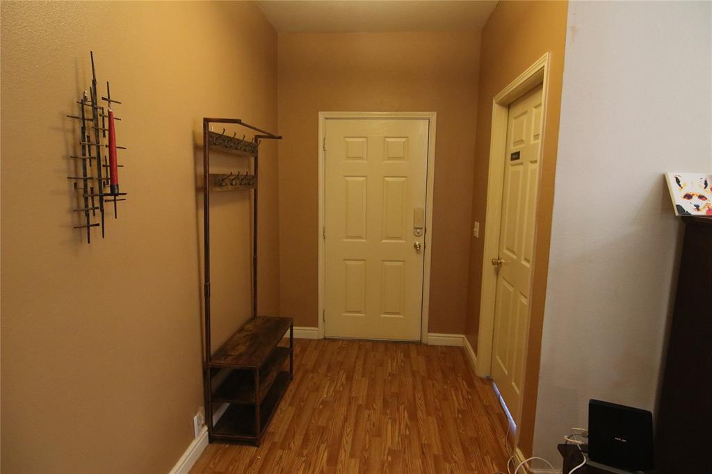 The Vintage Ph One B Two A - Residential