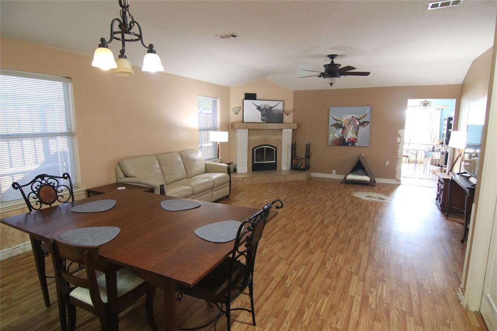 The Vintage Ph One B Two A - Residential