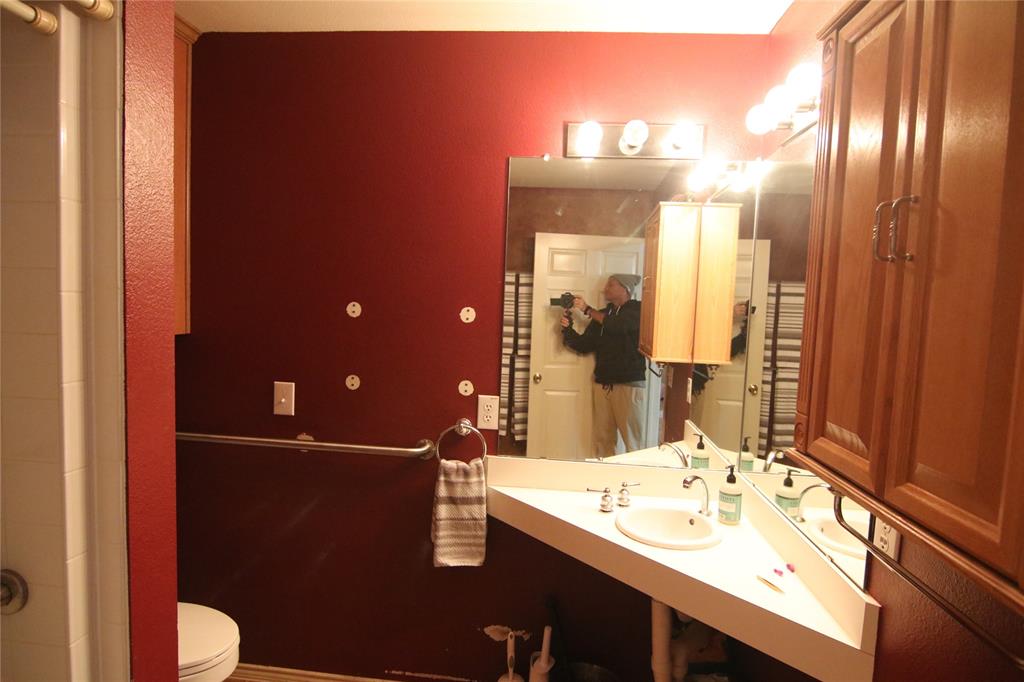 The Vintage Ph One B Two A - Residential