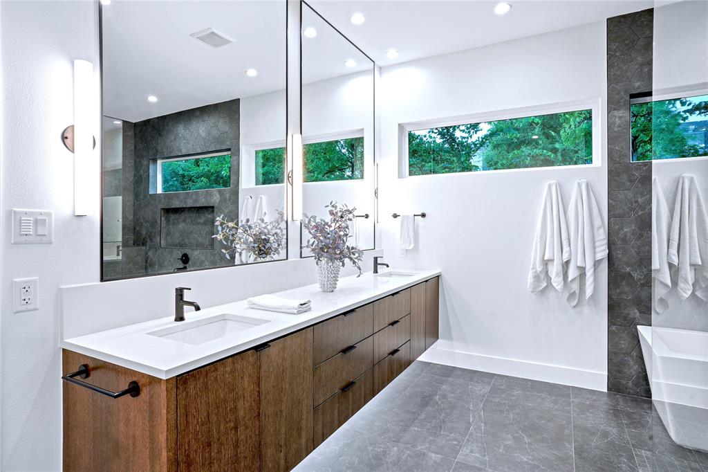 Marsh Lane 1 - Residential