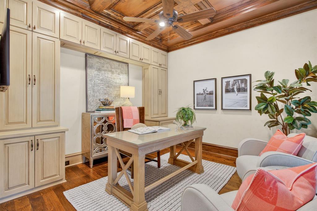 7032 Oakmont Terrace