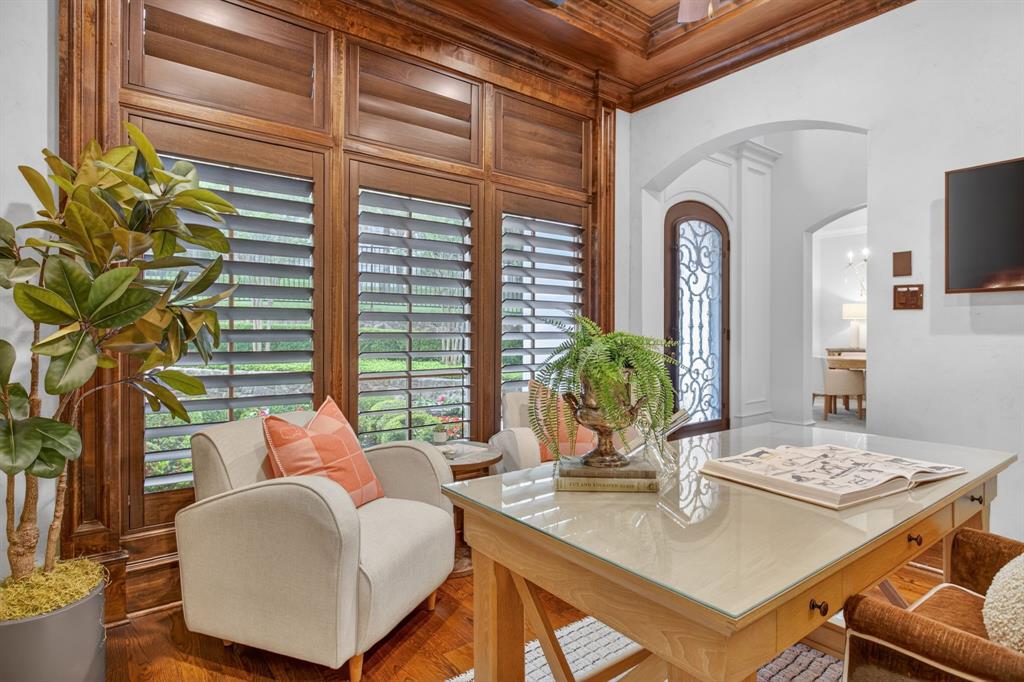 7032 Oakmont Terrace