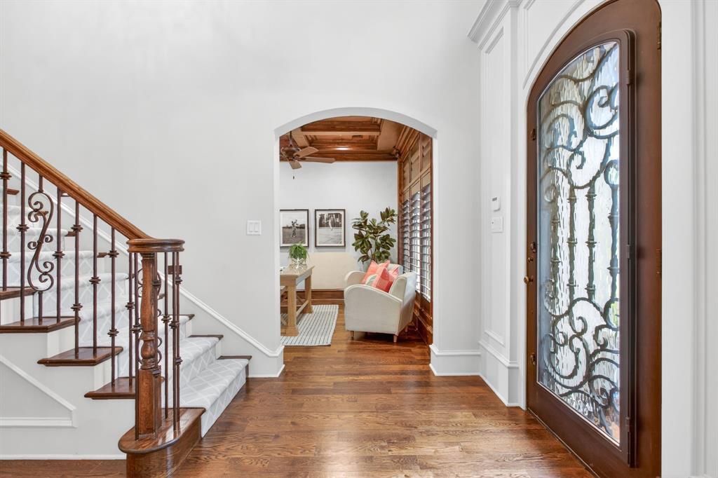 7032 Oakmont Terrace