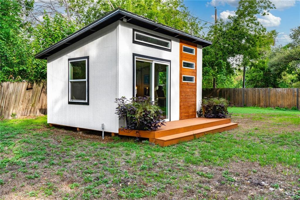 NORTH FOREST ESTATES - Residential