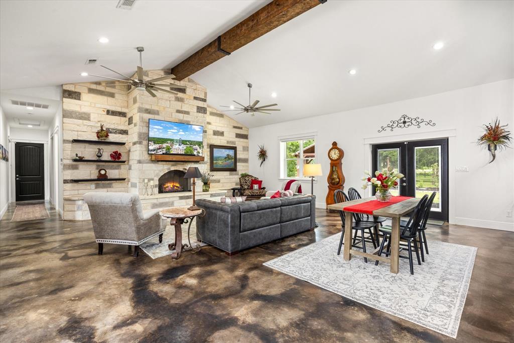 7401 County Road 1204