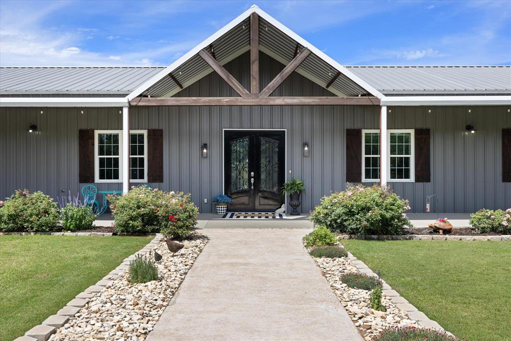 7401 County Road 1204