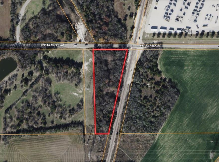 Just under 4 acres of heavily wooded lot. Located within the City of Lancaster city limits.  Zoned AO - Residential permitted.