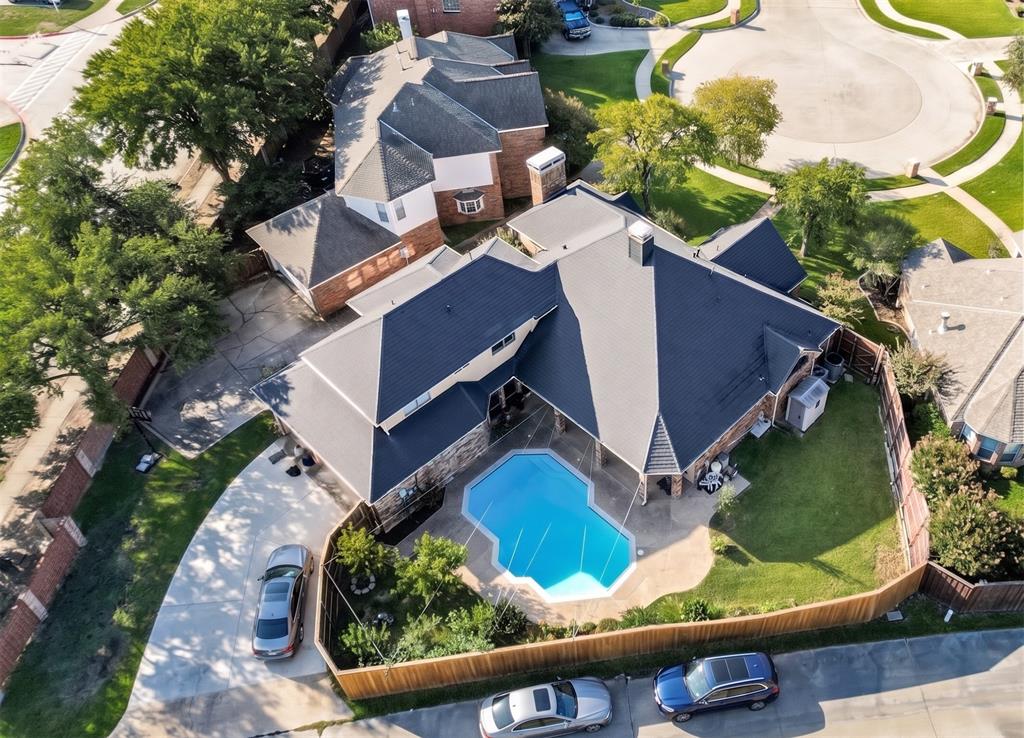9812 Canyon Crest Circle
