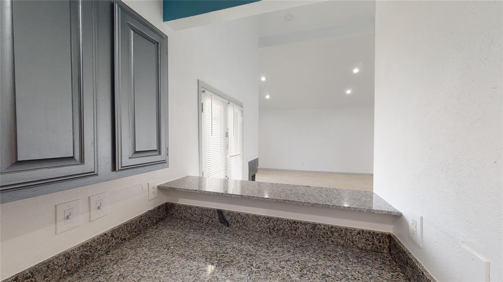 Windjammer Apartments - Residential Lease