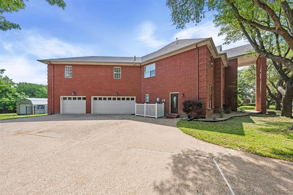 Photo of 3091 Rockbridge Road, Waco, TX 76657 (MLS # 21251011)