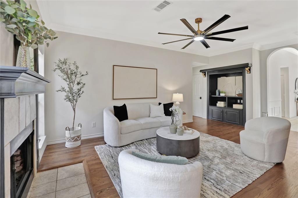 2720 Green Oak Court